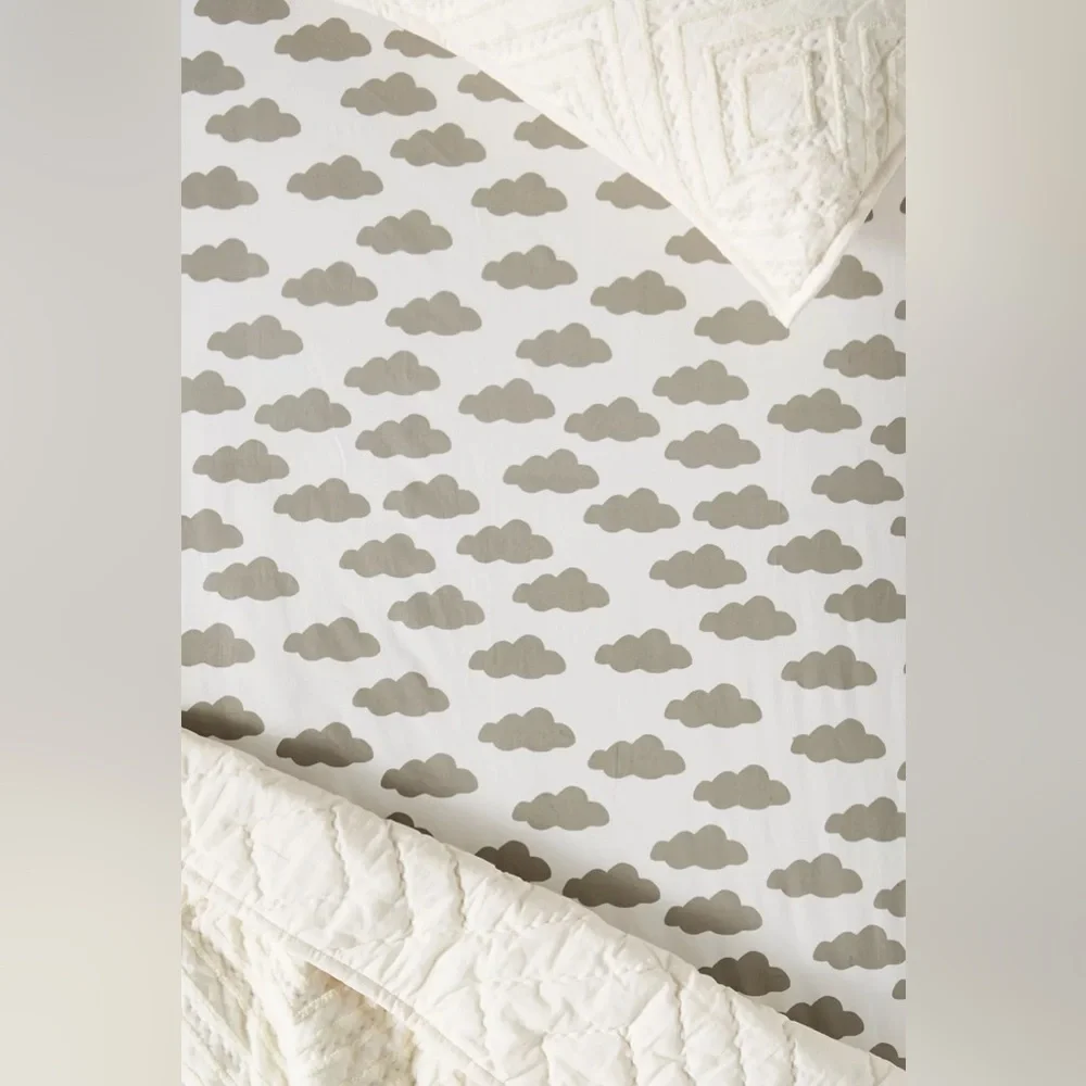 New🌟Anthropologie Cloud Crib Sheet
